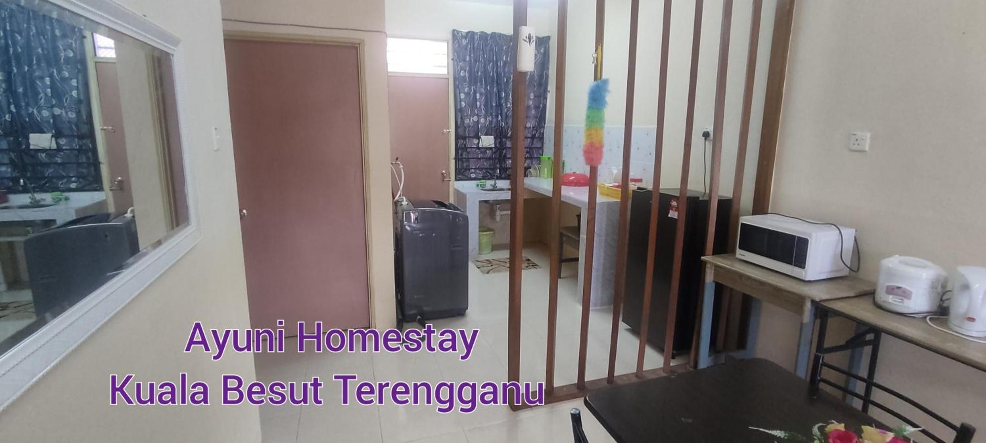 Ayuni Homestay Kuala Besut Terengganu Exterior photo